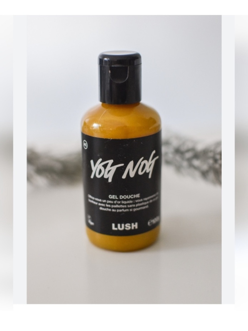 NEW! Lush YOG NOG Shower Gel 3.3 Travel Size
